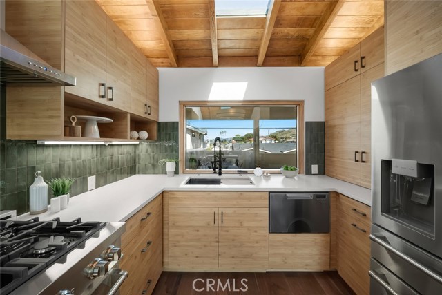 Detail Gallery Image 10 of 74 For 320 Capistrano Ave, Pismo Beach,  CA 93449 - 3 Beds | 2 Baths