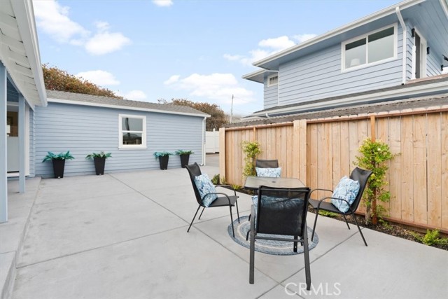 31 N 3rd Street, Cayucos CA: https://media.crmls.org/medias/8ad221e4-17fd-4c3f-88d0-efcea4f2eaef.jpg