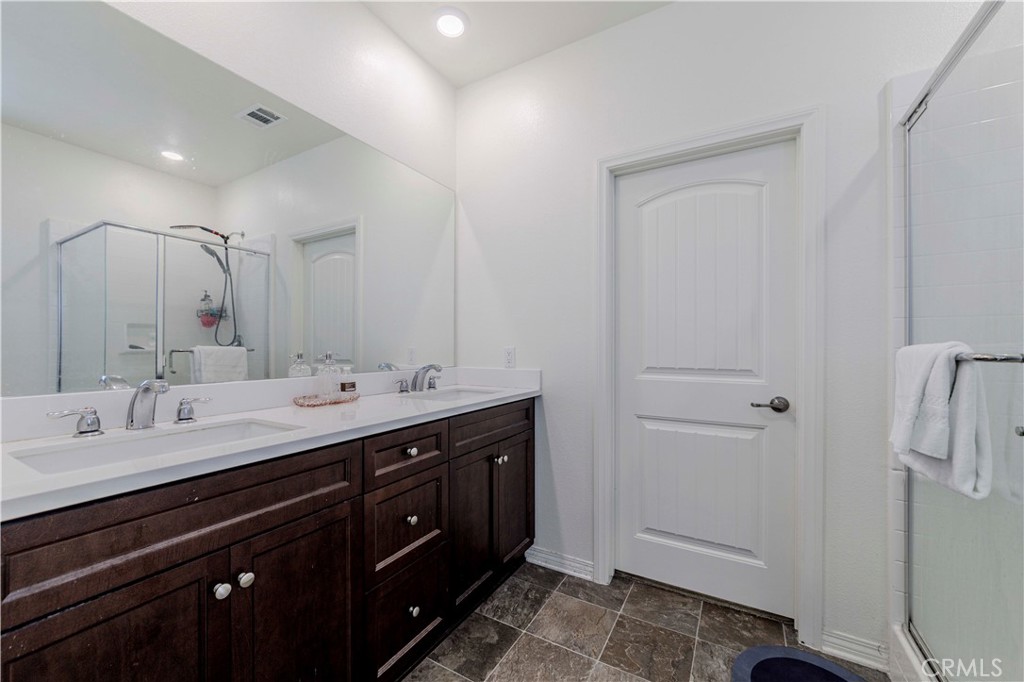 MLS #WS25106958 img 14