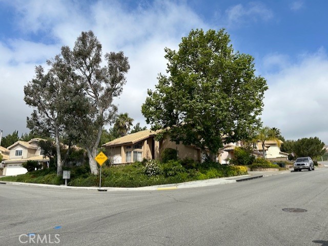 Detail Gallery Image 4 of 4 For 30103 Desert Rose Dr, Castaic,  CA 91384 - 4 Beds | 3 Baths