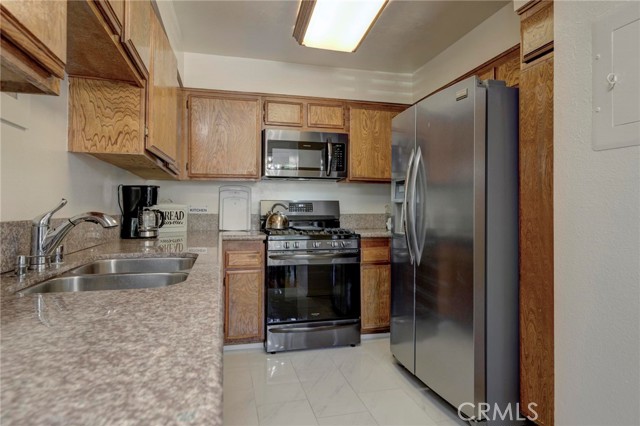 Detail Gallery Image 18 of 46 For 849 E Victoria Street #102,  Carson,  CA 90746 - 2 Beds | 2/1 Baths