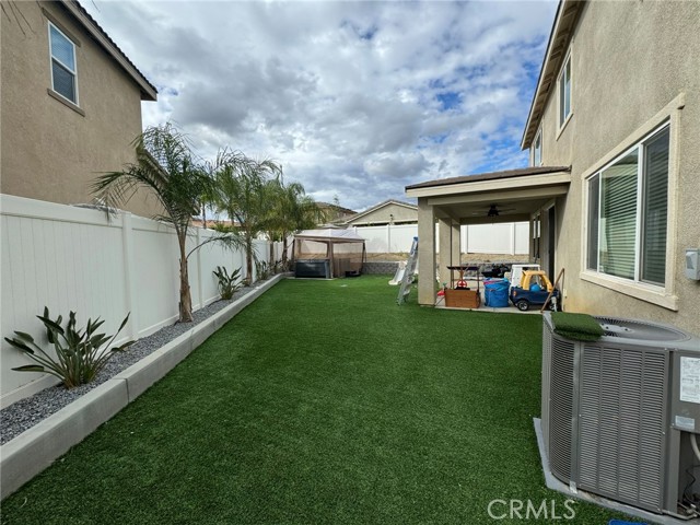 Detail Gallery Image 23 of 26 For 29306 Prestwick, Lake Elsinore,  CA 92530 - 3 Beds | 2/1 Baths