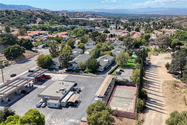 Detail Gallery Image 30 of 32 For 23542 Newhall Ave #5,  Newhall,  CA 91321 - 3 Beds | 3 Baths