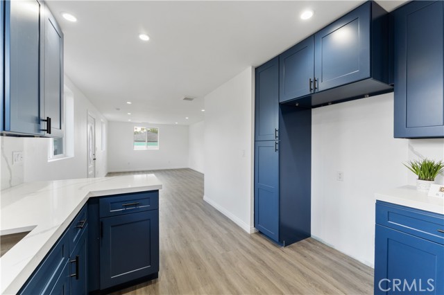 Detail Gallery Image 12 of 43 For 540 W 118th St, Los Angeles,  CA 90044 - 6 Beds | 5 Baths