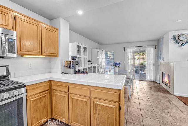 Detail Gallery Image 17 of 32 For 1744 Empty Saddle, Simi Valley,  CA 93063 - 3 Beds | 2/1 Baths