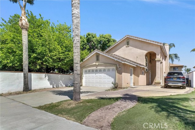 Detail Gallery Image 18 of 26 For 1451 W 10th St, Pomona,  CA 91766 - 4 Beds | 3 Baths