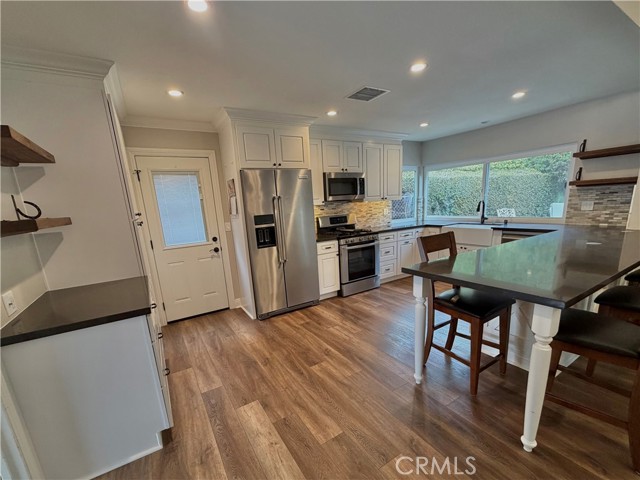 Detail Gallery Image 4 of 17 For 24062 Juaneno, Mission Viejo,  CA 92691 - 4 Beds | 2 Baths