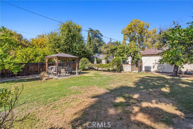 838 838 College Ave, Redlands CA: https://media.crmls.org/medias/8ad53116-a57f-4afd-a8ef-b7aa1baf48e2.jpg