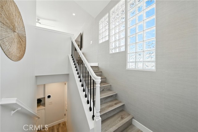 717 Calle Perlino, San Clemente CA: https://media.crmls.org/medias/8ad5a250-e5af-440b-b2c5-5660e6675e33.jpg