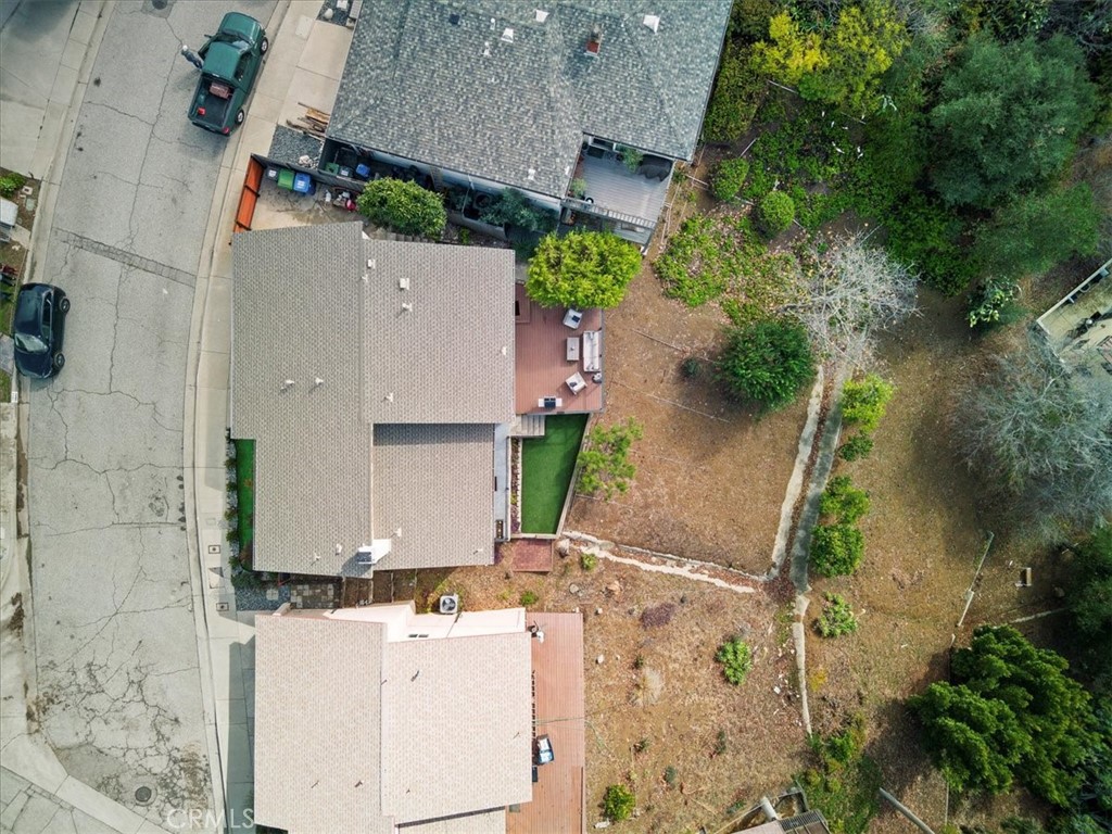 https://media.crmls.org/medias/8ad63a12-14fc-4847-b44b-7be0658541b3.jpg?preset=X-Large