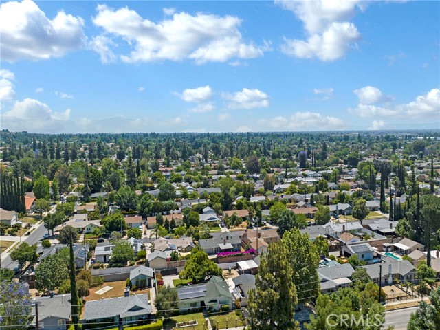 Image 33 of 35 For 10040 Mason Avenue