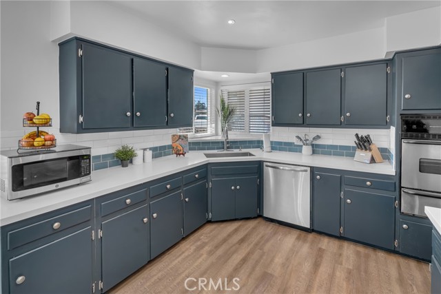 Detail Gallery Image 7 of 43 For 9811 Kempster Ave, Fontana,  CA 92335 - 3 Beds | 2 Baths