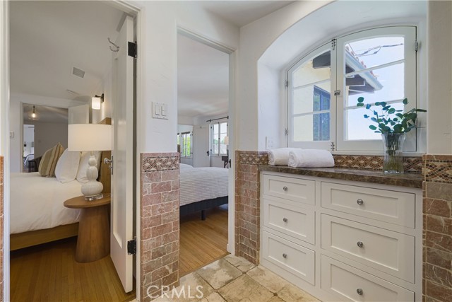 Detail Gallery Image 36 of 63 For 516 E Stocker St, Glendale,  CA 91207 - 4 Beds | 3 Baths