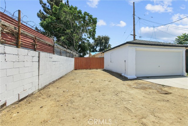 Detail Gallery Image 17 of 18 For 1736 N Mcdivitt Ave, Compton,  CA 90221 - 2 Beds | 1 Baths