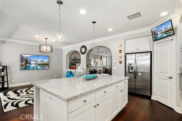 Detail Gallery Image 9 of 40 For 18617 Clubhouse Dr, Yorba Linda,  CA 92886 - 3 Beds | 2/1 Baths