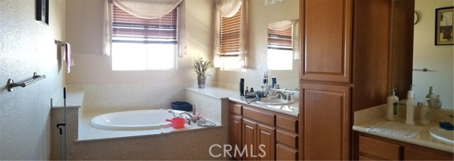 Detail Gallery Image 34 of 47 For 1500 Rio Verde Cir, Bay Point,  CA 94565 - 5 Beds | 4/1 Baths