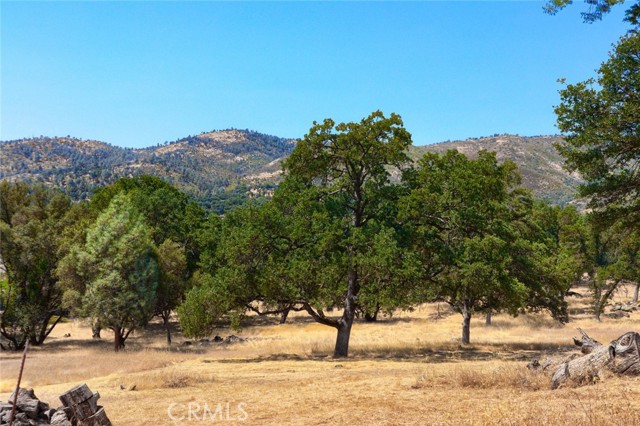 Detail Gallery Image 33 of 47 For 4120 Heritage Ln, Mariposa,  CA 95338 - 3 Beds | 2 Baths