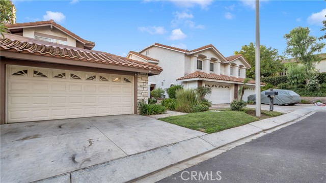 Detail Gallery Image 24 of 28 For 30114 Diana Ct, Agoura Hills,  CA 91301 - 3 Beds | 3 Baths