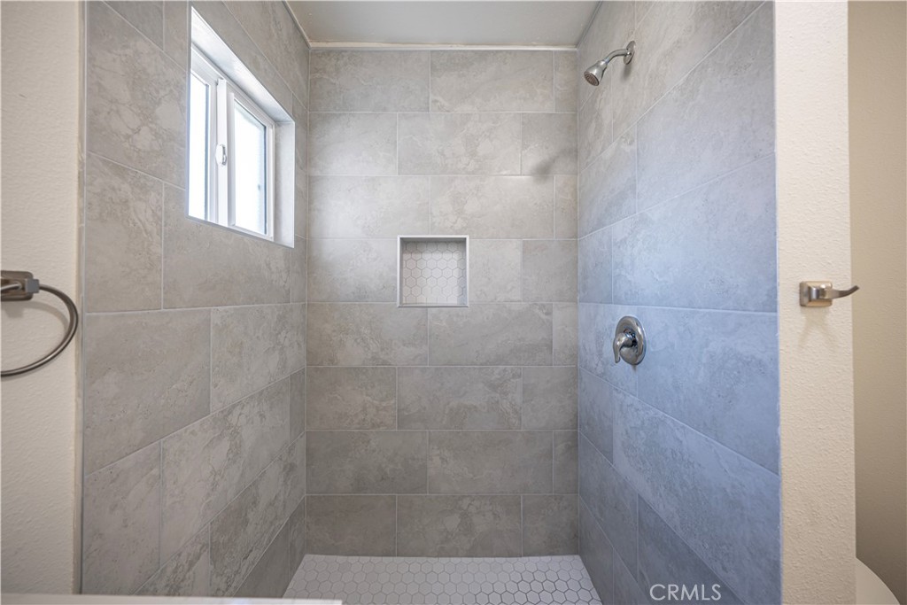 MLS #DW25116783 img 11