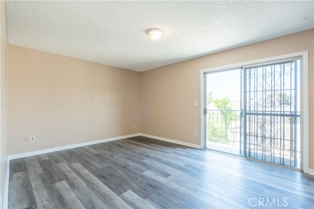 627 East Lincoln Street, Carson CA: https://media.crmls.org/medias/8ada9c93-ea05-4545-b7e2-1d0c2e0fc85b.jpg