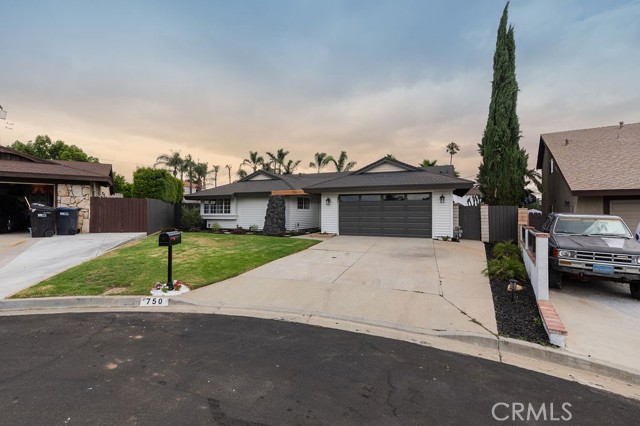 Image 2 for 750 Saint Andrews Court, Corona, CA 92882