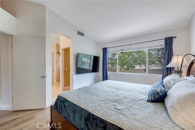 3518 E Berkshire Court, Orange CA: https://media.crmls.org/medias/8adb297d-5841-482d-90d7-15fe1b358eb5.jpg