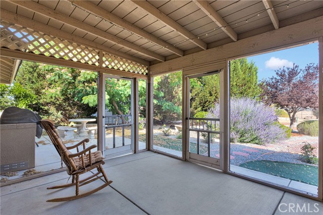 14908 Dakota Road, Apple Valley CA: https://media.crmls.org/medias/8adb3122-b8d0-4f1b-8376-7f241f7ef579.jpg