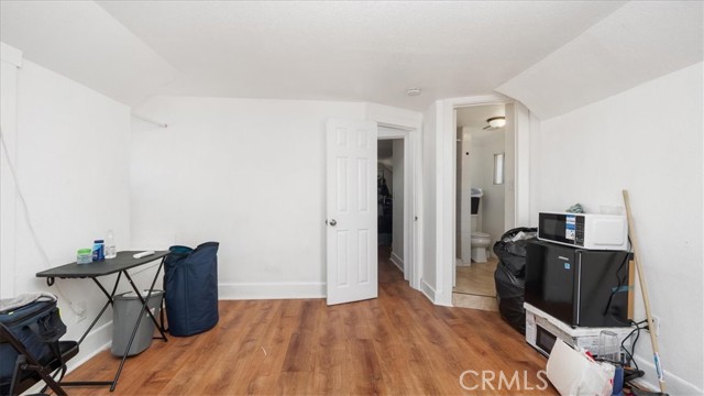 226 E California Street, Ontario CA: https://media.crmls.org/medias/8adb4a3e-02fb-4939-ad70-21d54017d4bd.jpg