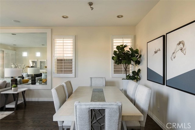 Detail Gallery Image 15 of 38 For 615 7th Street, Huntington Beach,  CA 92648 - 4 Beds | 4/1 Baths