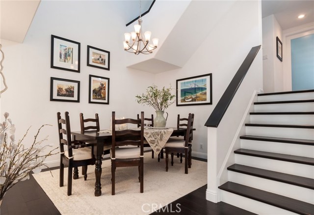 24 Bermuda Court, Manhattan Beach, California 90266, 3 Bedrooms Bedrooms, ,1 BathroomBathrooms,Residential,Sold,Bermuda,SB17026195