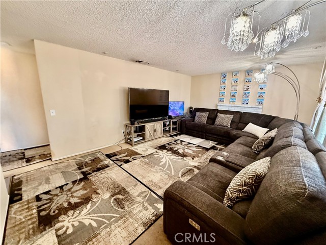 Detail Gallery Image 15 of 33 For 14210 Kingsway Ct, Moreno Valley,  CA 92553 - 4 Beds | 2 Baths
