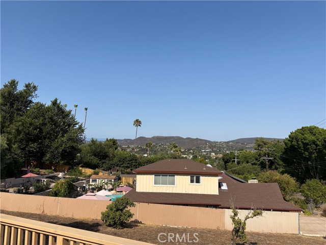 Detail Gallery Image 13 of 16 For 1860 Watson Way, Vista,  CA 92083 - 4 Beds | 2 Baths