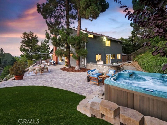 4358 Cartesian Circle, Palos Verdes Peninsula CA: https://media.crmls.org/medias/8ade2284-cc9e-4d12-8415-33d783e85662.jpg