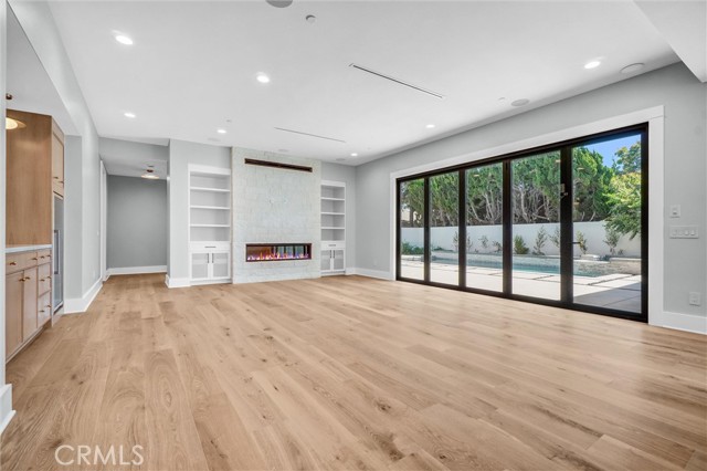 Detail Gallery Image 13 of 69 For 3312 Kenilworth Dr, Rossmoor,  CA 90720 - 6 Beds | 7 Baths