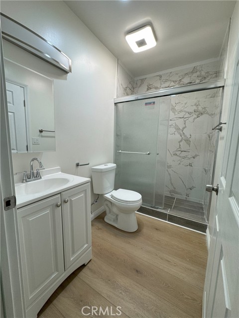 Detail Gallery Image 8 of 10 For 8520 Fenwick, Sunland,  CA 91040 - 2 Beds | 2 Baths