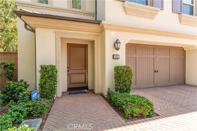 52 Norwich, Irvine CA: https://media.crmls.org/medias/8adf9acd-fe87-43cc-8a16-09849c2cde9a.jpg
