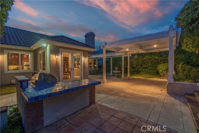 369 Ashbury Lane, Upland CA: https://media.crmls.org/medias/8adfd518-73e7-498c-a62d-792b34344707.jpg