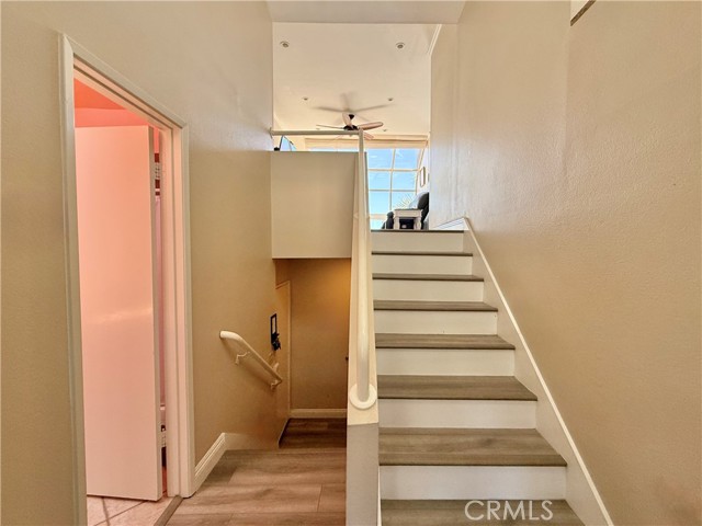 Detail Gallery Image 11 of 28 For 16065 Surprise Ln, Huntington Beach,  CA 92649 - 3 Beds | 3 Baths