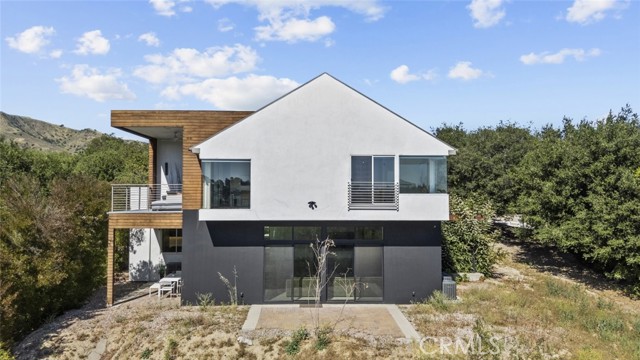 Detail Gallery Image 49 of 53 For 18177 Knoll Hill, Granada Hills,  CA 91344 - 4 Beds | 4/1 Baths