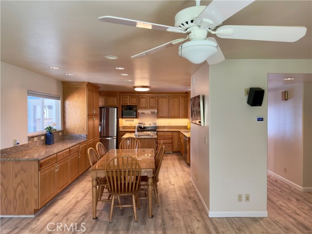 Detail Gallery Image 9 of 27 For 4917 Burnaby Dr, Covina,  CA 91724 - 3 Beds | 2 Baths