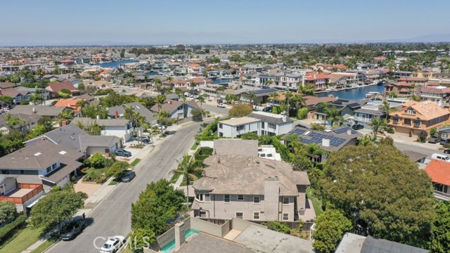 16802 Kamalii Drive, Huntington Beach CA: https://media.crmls.org/medias/8ae0b8dd-86c2-4723-957c-c9e665dd4306.jpg