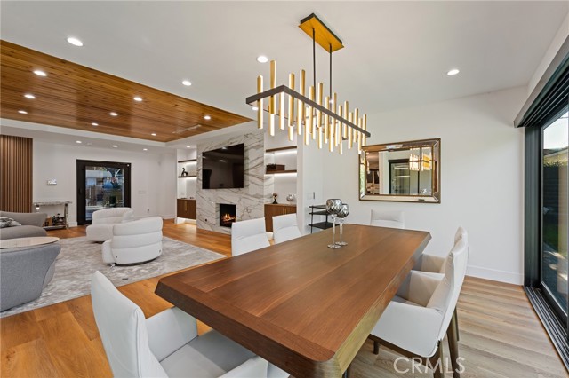 Detail Gallery Image 10 of 41 For 23103 Leonora, Woodland Hills,  CA 91367 - 3 Beds | 3 Baths