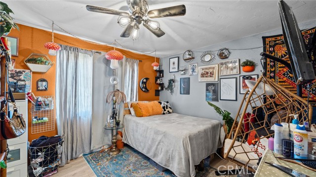 Detail Gallery Image 9 of 24 For 1001 E Camile St #F4,  Santa Ana,  CA 92701 - 2 Beds | 1/1 Baths