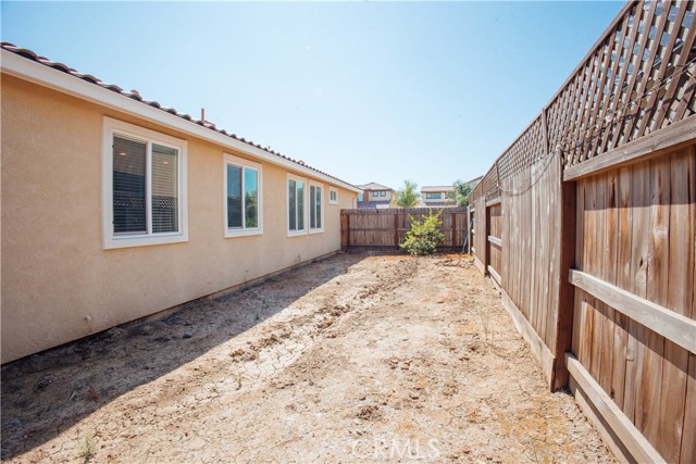 Detail Gallery Image 30 of 30 For 1668 Dodder Dr, Los Banos,  CA 93635 - 4 Beds | 3 Baths