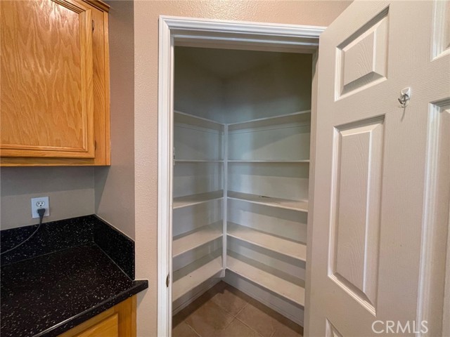 Detail Gallery Image 14 of 39 For 1434 Haddington Dr, Riverside,  CA 92507 - 4 Beds | 2/1 Baths