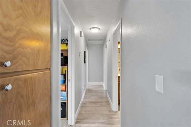 Detail Gallery Image 14 of 55 For 12828 Tamiani Rd, Apple Valley,  CA 92308 - 3 Beds | 2 Baths