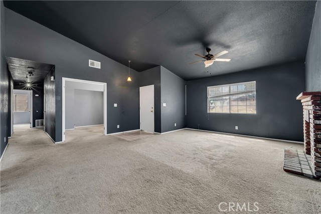 Detail Gallery Image 5 of 17 For 3101 Echo Dr, Rosamond,  CA 93560 - 4 Beds | 2 Baths