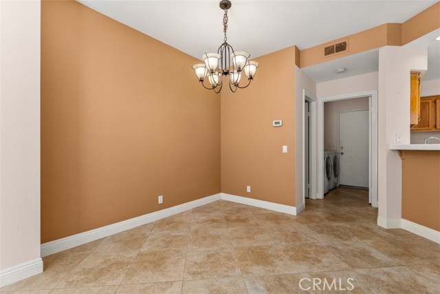 28 Mission Court, Lake Forest CA: https://media.crmls.org/medias/8ae299b8-6190-4b37-92a6-11d5c2935136.jpg