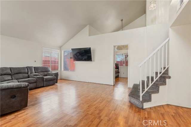 Detail Gallery Image 3 of 21 For 2644 Mora Ct, Lancaster,  CA 93535 - 4 Beds | 3 Baths