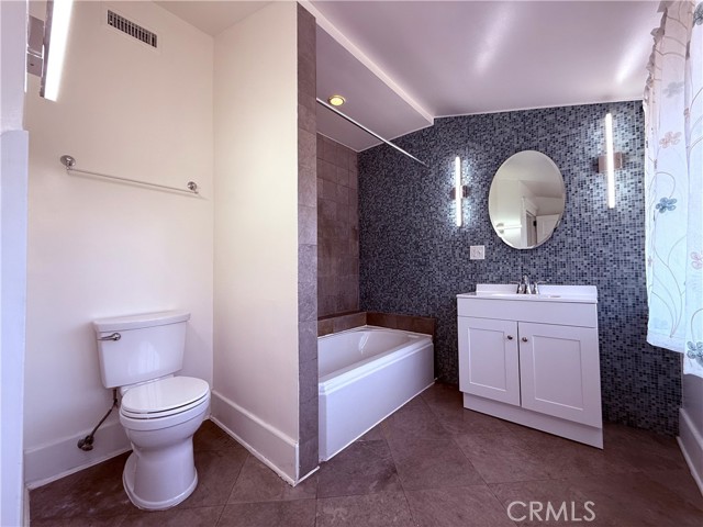 Detail Gallery Image 16 of 23 For 1123 Fairview Ave, South Pasadena,  CA 91030 - 4 Beds | 4 Baths